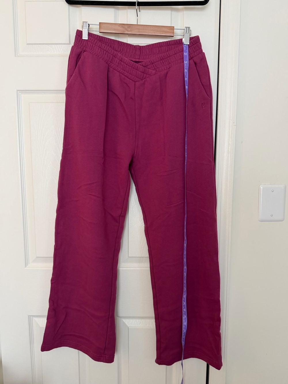Threads Crossover Sweat Pant - Empire Rose L / Short